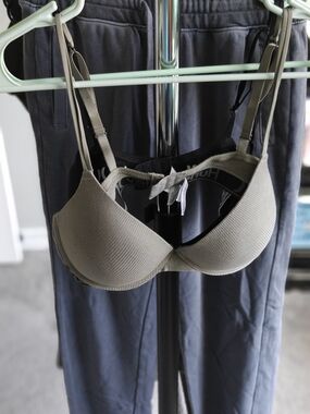 2 Hurley Ribbed T-Shirt Bra